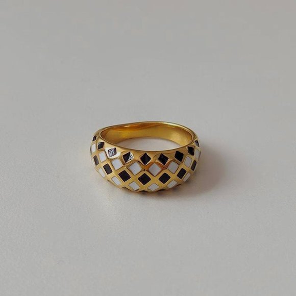 Checkered Dome Ring, Gold Dome Ring, Stacking Dome Ring, Stacking Ring Gold - Picture 3 of 7
